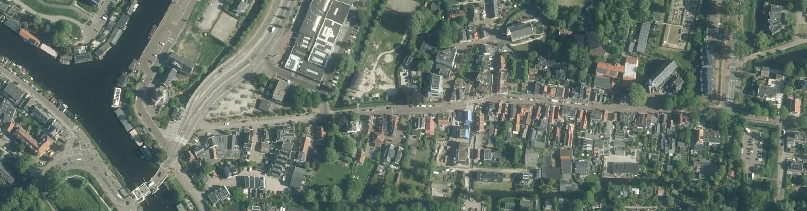 Luchtfoto van Dorp Sloten