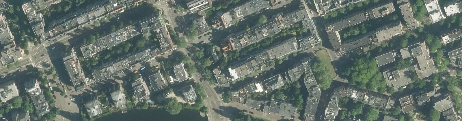 Luchtfoto van Banpleinbuurt