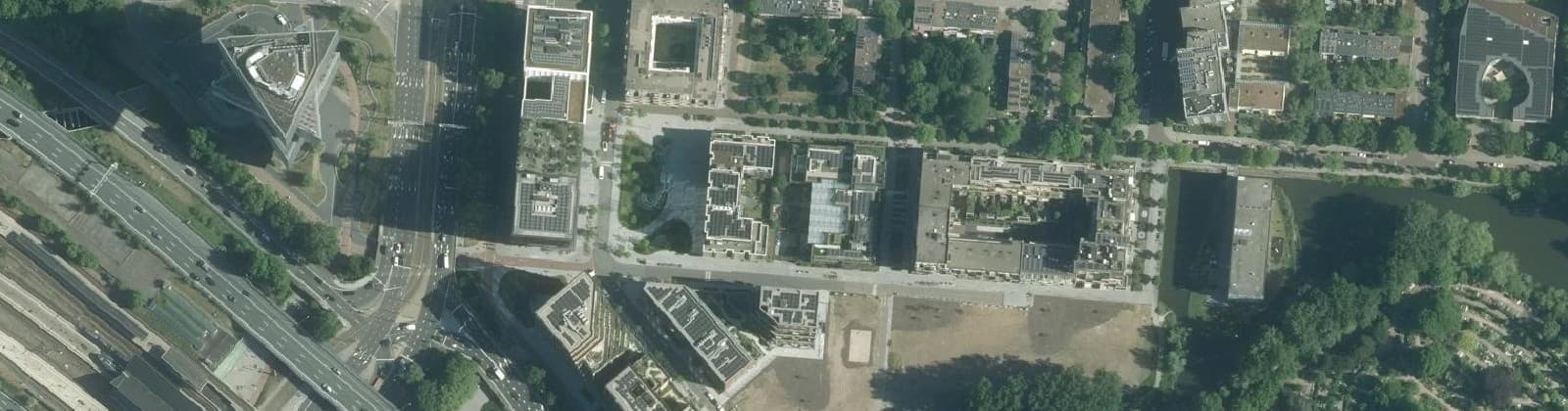 Luchtfoto van Kop Zuidas