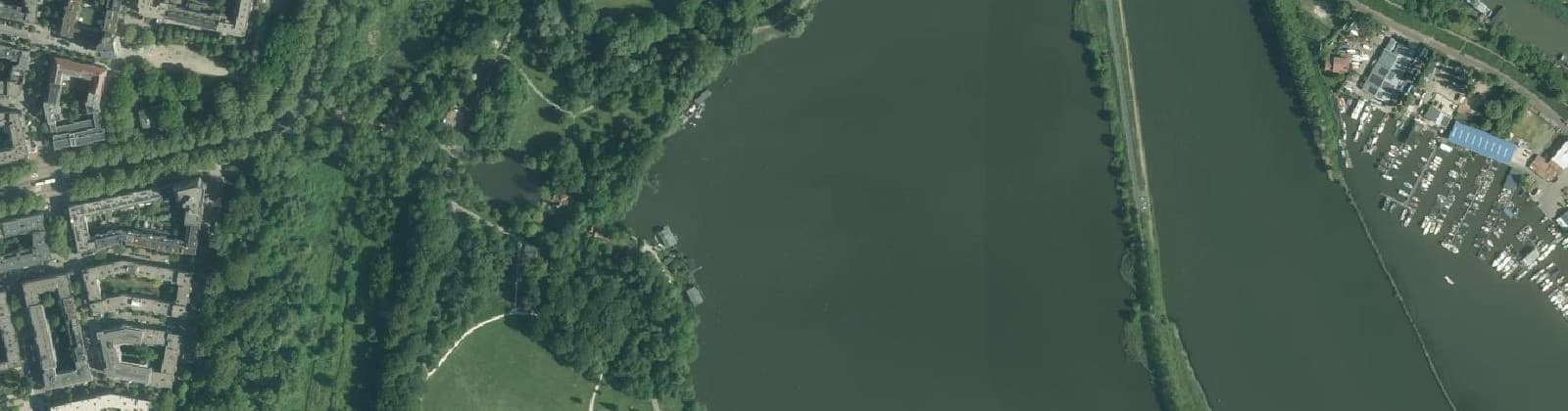 Luchtfoto van Flevopark