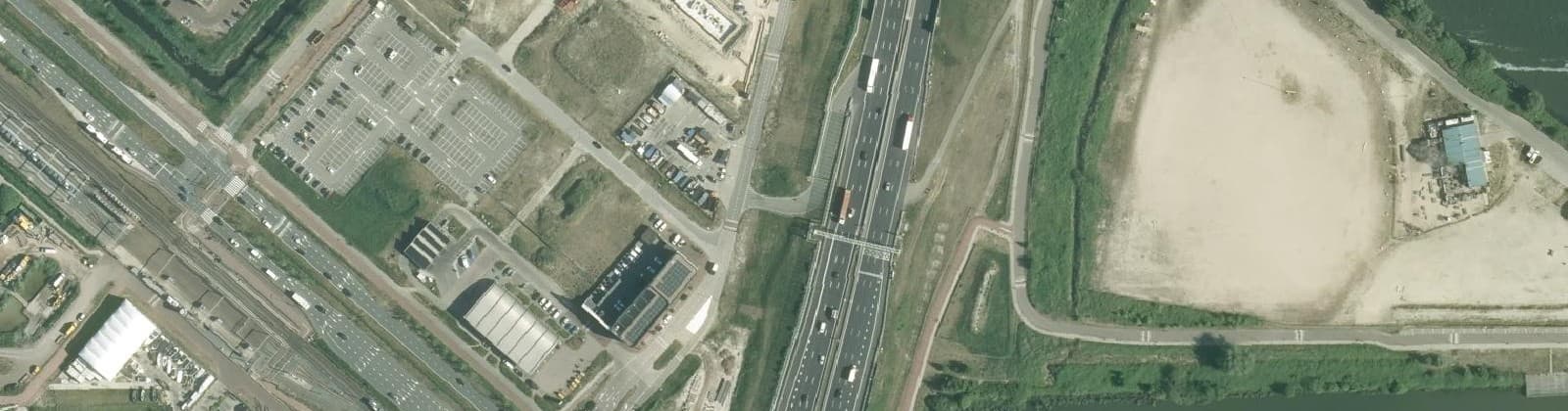 Luchtfoto van Oostpunt Zeeburgereiland