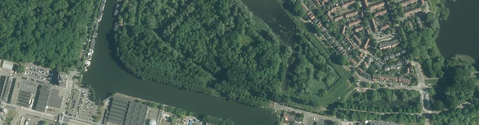 Luchtfoto van Nieuwendammerdijk-Zuid