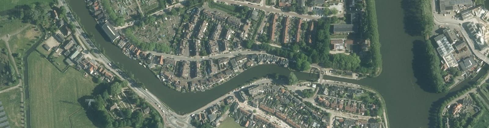 Luchtfoto van Dorp Driemond