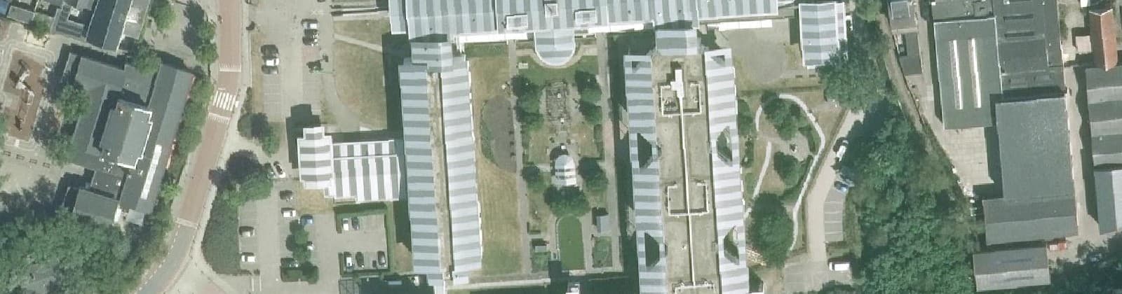 Luchtfoto van Prins Hendrik Stichting