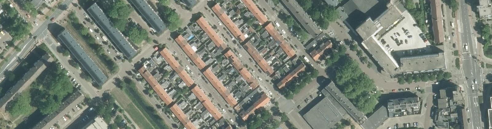 Luchtfoto van Kuenenplein