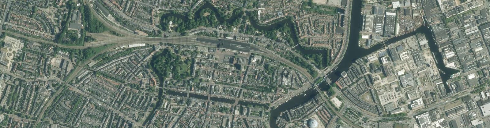Luchtfoto van Stationsbuurt