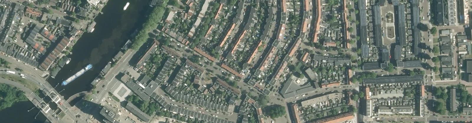 Luchtfoto van Karolingenbuurt