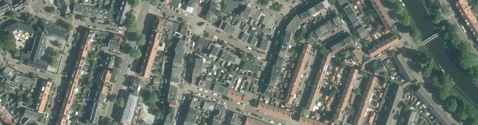 Luchtfoto van Medanbuurt
