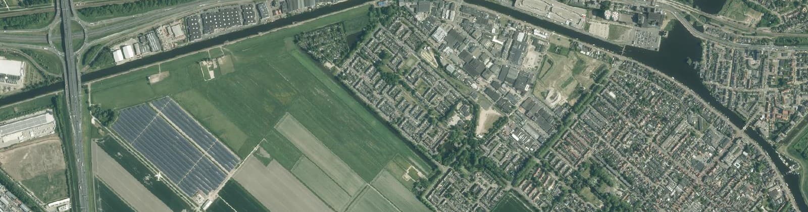 Luchtfoto van Zwanenburg West