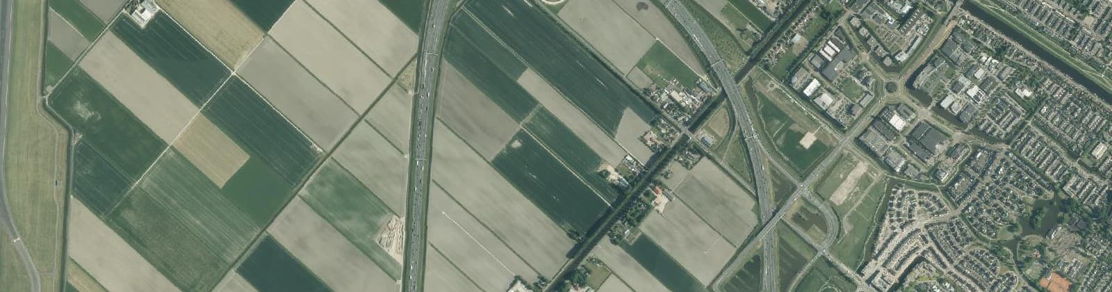 Luchtfoto van Lijnden Omgeving