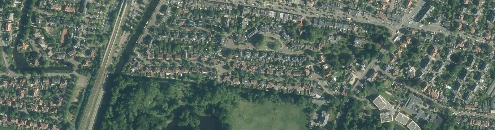 Luchtfoto van Zandvoortselaan en Berkenrode e.o.