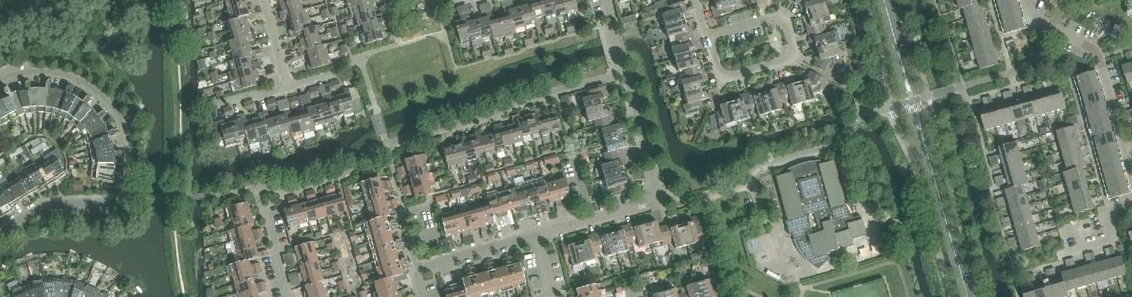 Luchtfoto van Grote Waal - Buurt 13 05