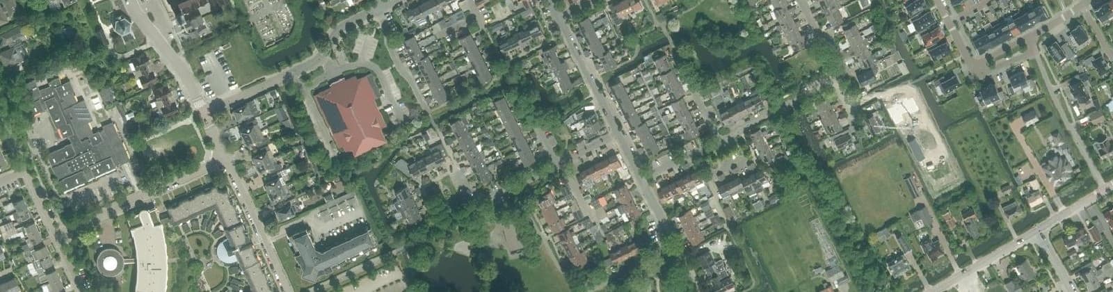 Luchtfoto van Zwaag - Buurt 30 02