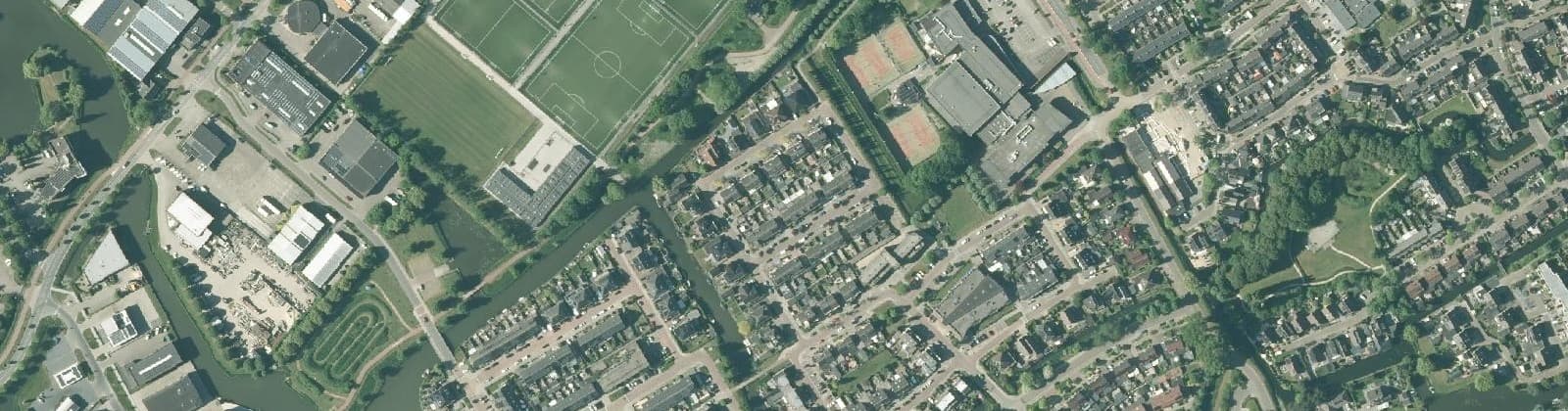 Luchtfoto van Medemblik Schepenwijk