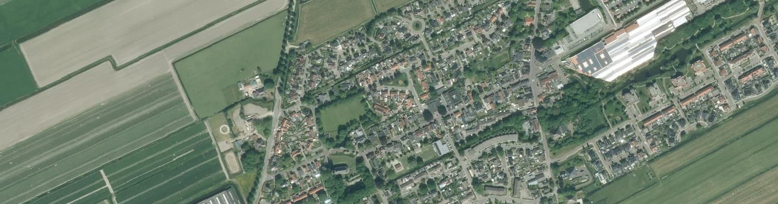 Luchtfoto van Hoogwoud Centrum