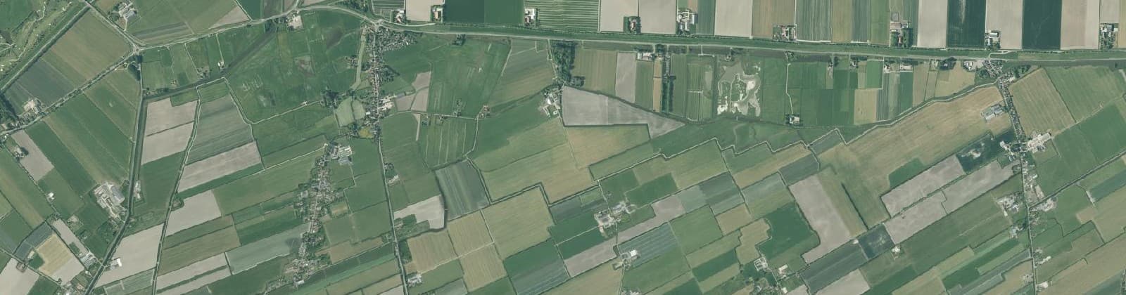 Luchtfoto van Braakpolder en Kolk van Dussen