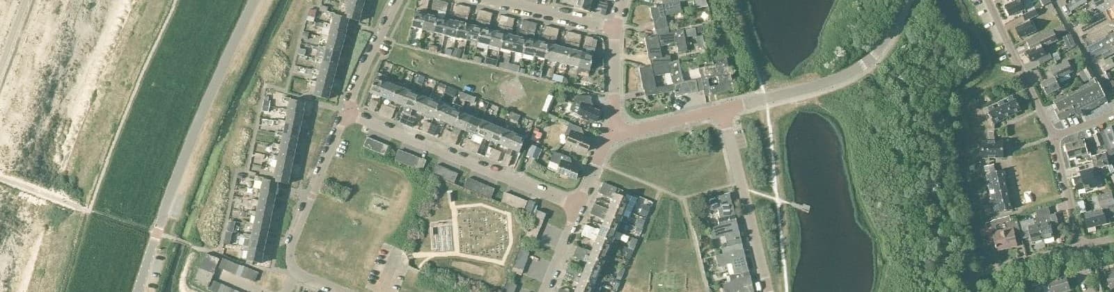 Luchtfoto van Petten-West