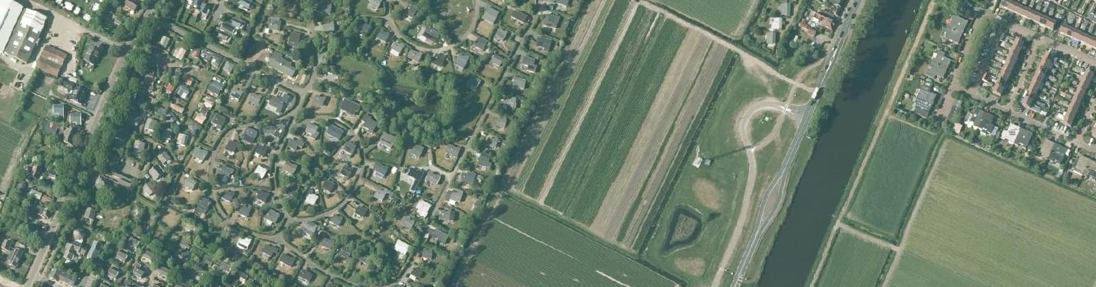 Luchtfoto van Sint Maartensvlotbrug-West