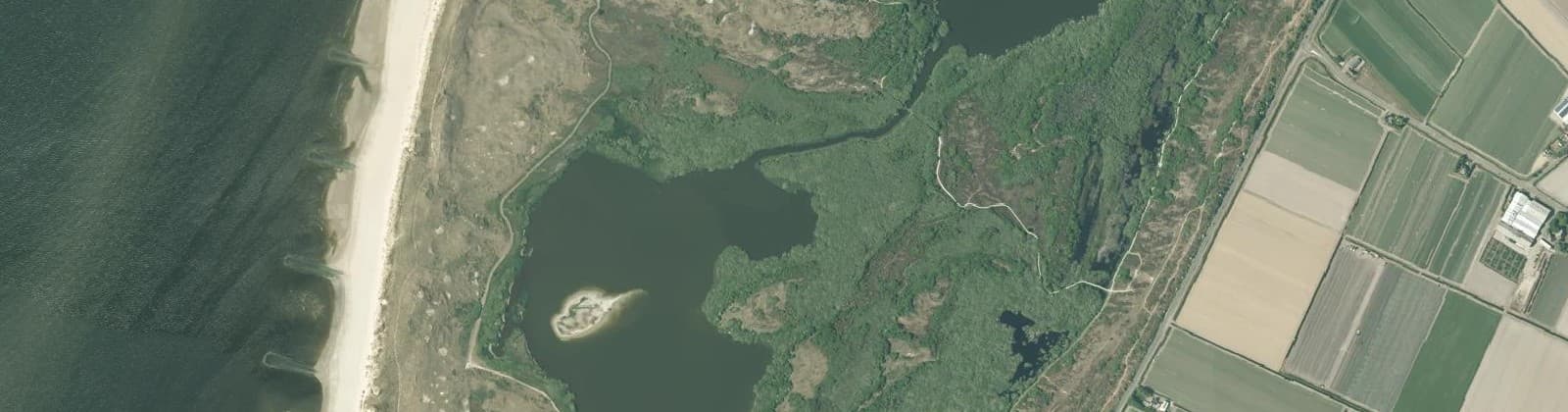 Luchtfoto van Zwanenwater