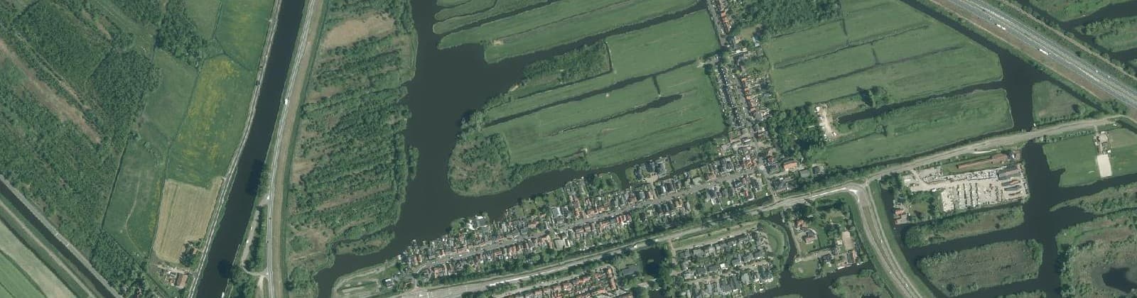 Luchtfoto van Westzaan Noord