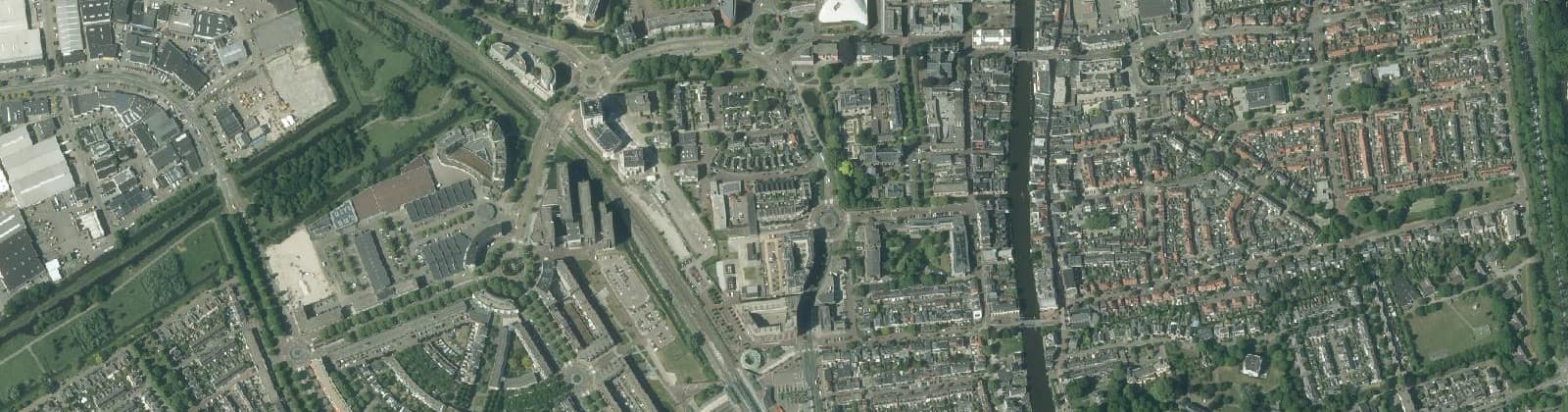 Luchtfoto van Paradijslaan