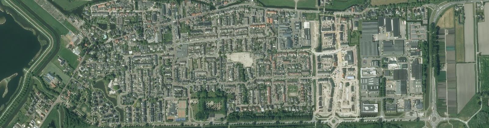 Luchtfoto van Benthuizen Dorp-Oost