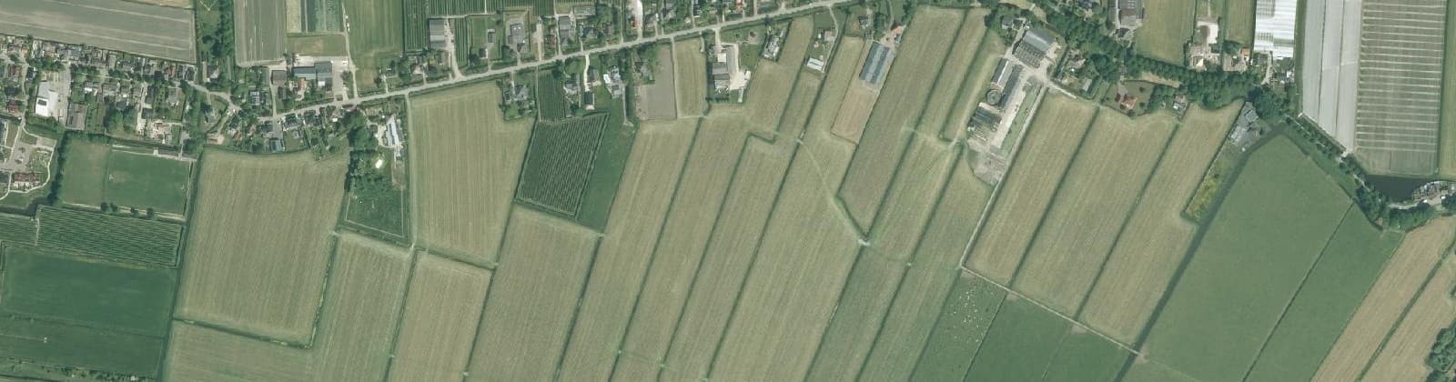 Luchtfoto van Drieban Wijdenes