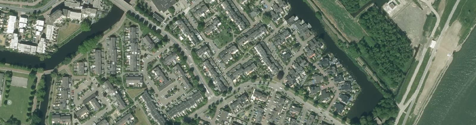Luchtfoto van Waardenbuurt