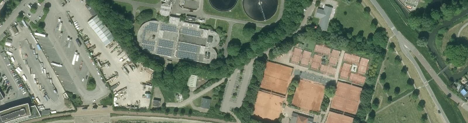 Luchtfoto van AWZI Oostgaarde