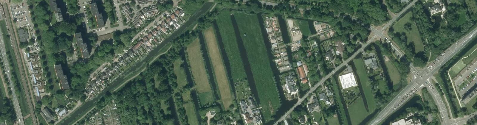 Luchtfoto van 's-Gravenweg/Alexanderlaan