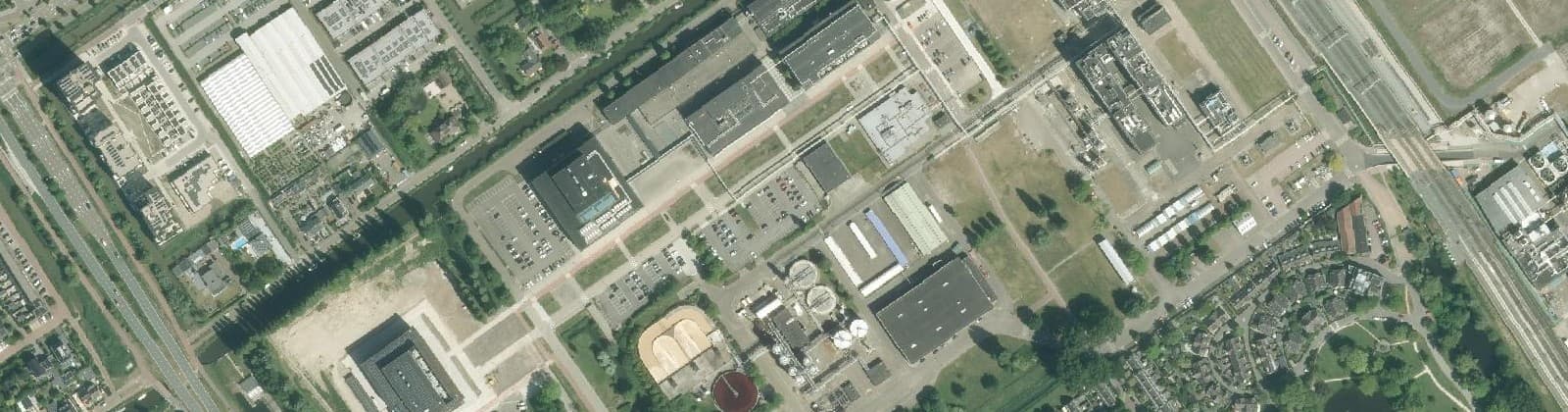 Luchtfoto van Bedrijventerrein Altena