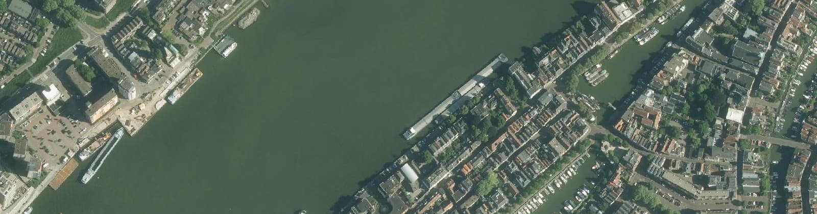 Luchtfoto van Nieuwe Haven en omgeving