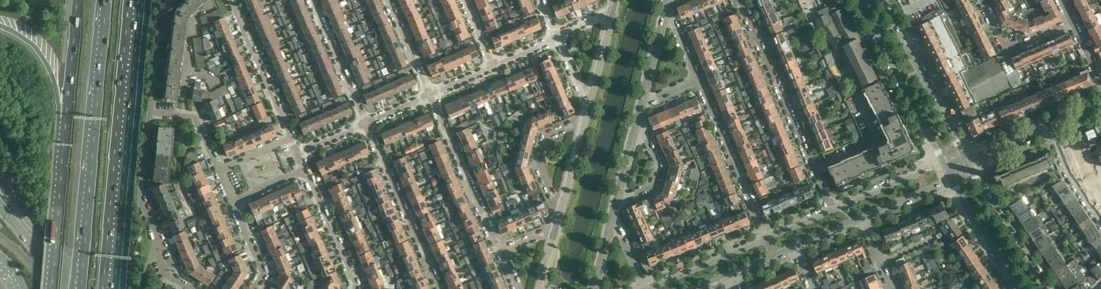 Luchtfoto van Viottakade en omgeving