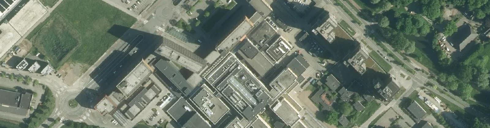 Luchtfoto van Albert Schweitzerplaats