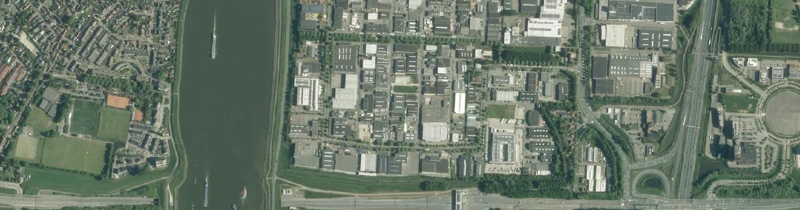 Luchtfoto van Dordtse Kil II