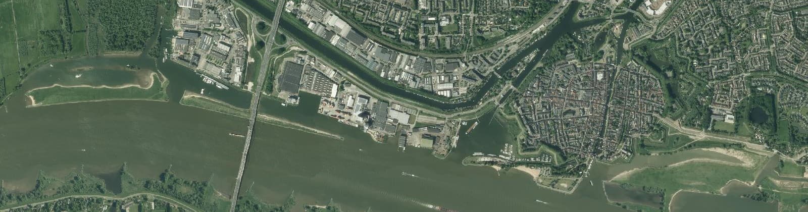 Luchtfoto van Avelingen Oost