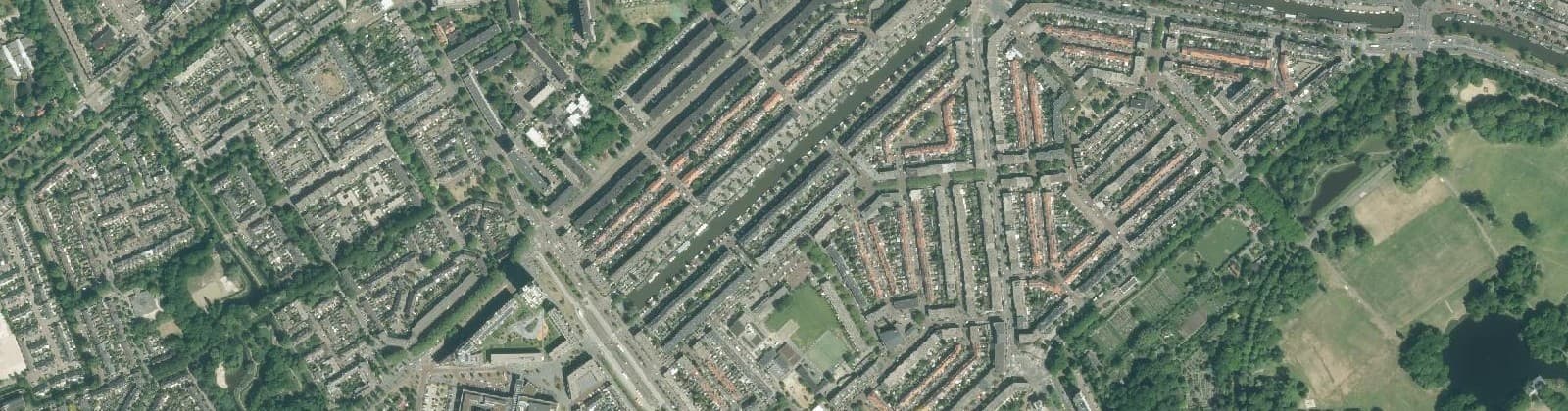 Luchtfoto van Leyenburg