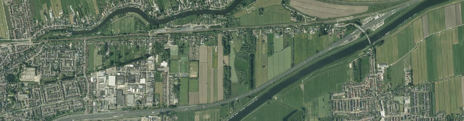 Luchtfoto van Parallelweg
