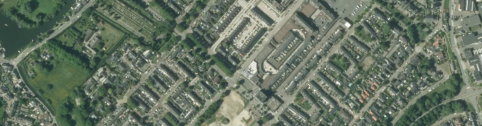 Luchtfoto van Oostendam