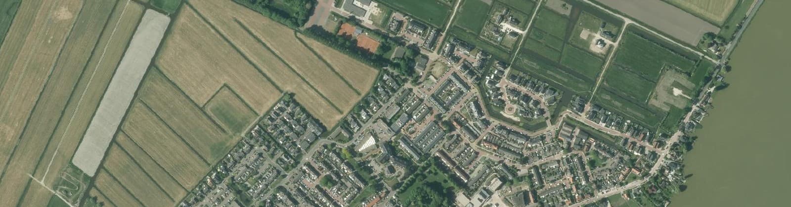 Luchtfoto van Langeraar