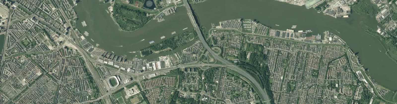 Luchtfoto van Oud IJsselmonde