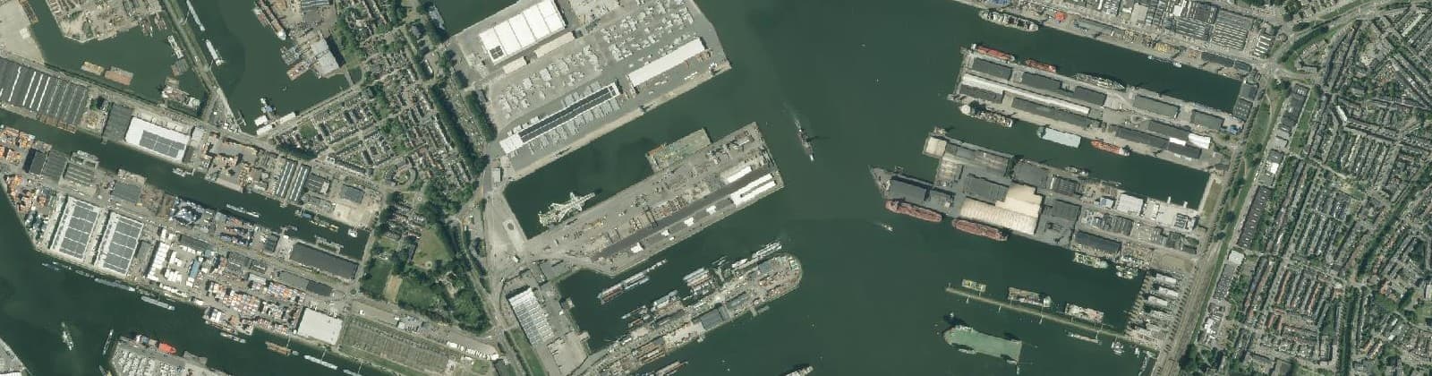 Luchtfoto van Waalhaven