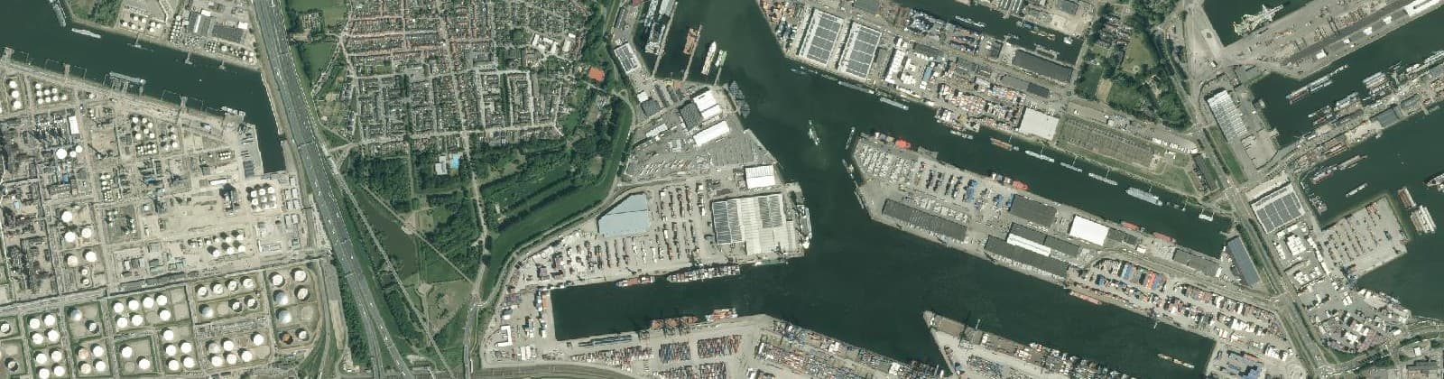Luchtfoto van Eemhaven