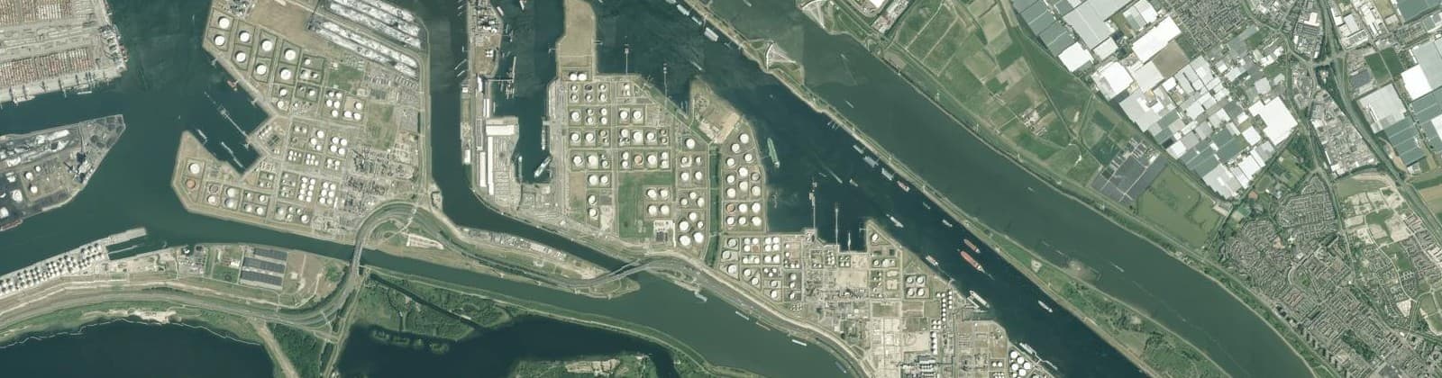 Luchtfoto van Europoort