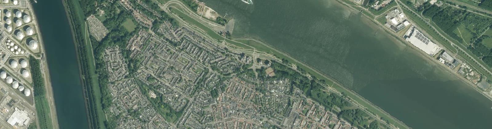 Luchtfoto van Rozenburg