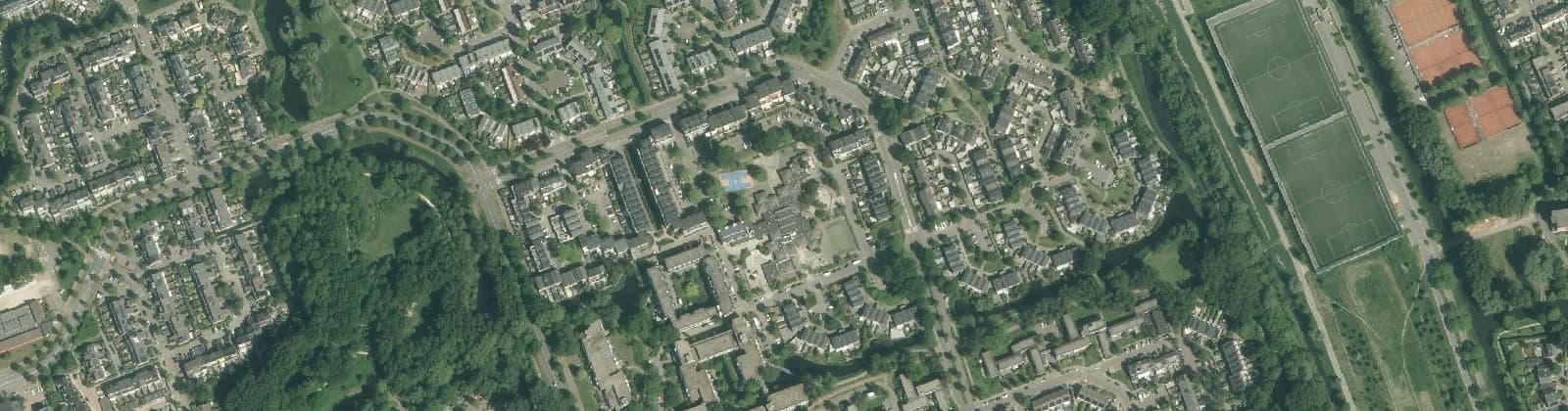 Luchtfoto van Hoevenbuurt