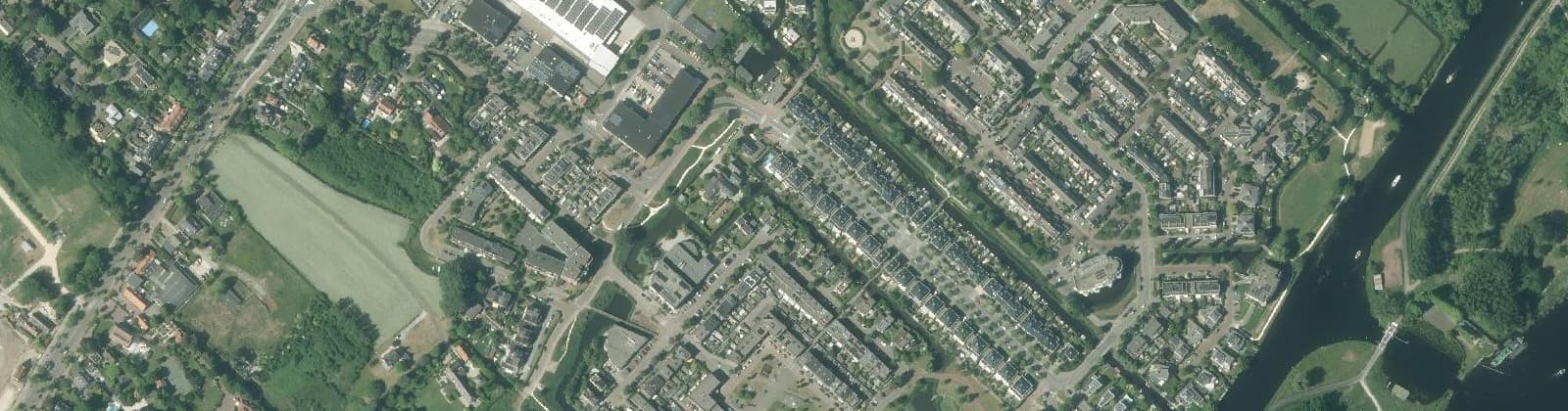 Luchtfoto van Starrenburg
