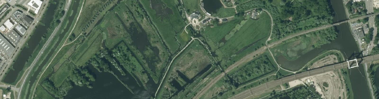 Luchtfoto van 't Weegje