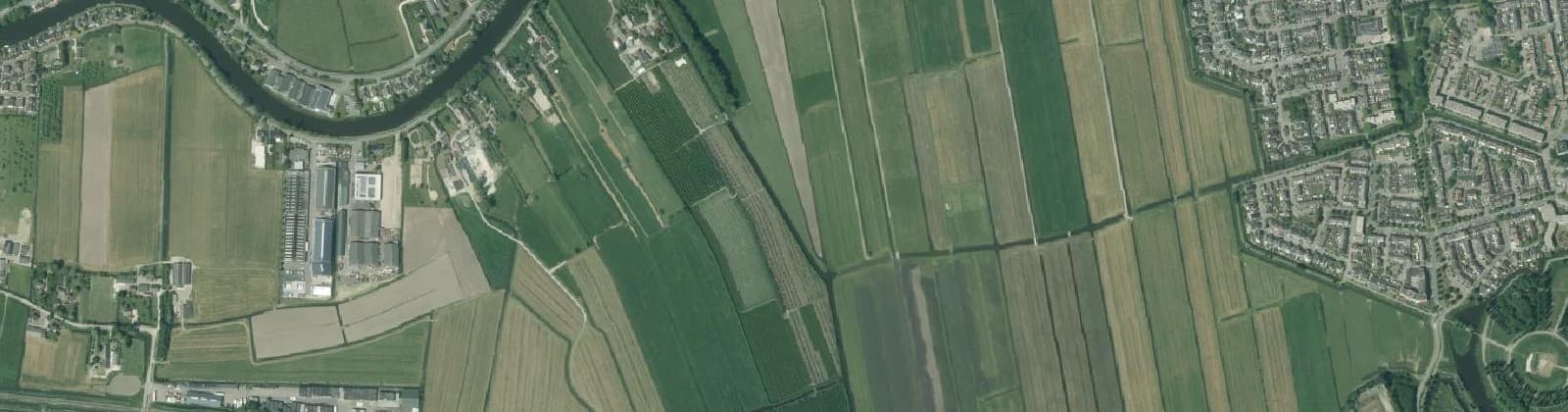 Luchtfoto van Barwoutswaarder