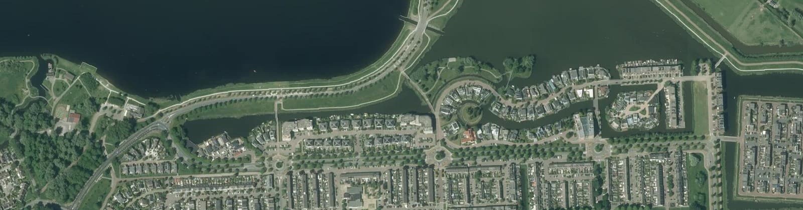 Luchtfoto van Plannenbuurt-Zuid